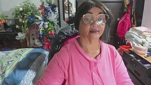 Mrs mommy  online show from December 17, 2025, 11:21 pm