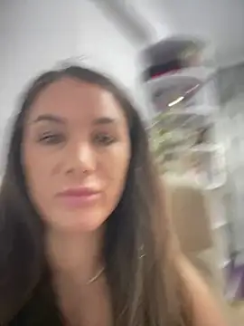 HotXMom online show from July 10, 2026, 6:46 am