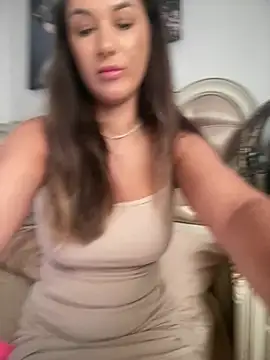 HotXMom online show from June 29, 2026, 6:20 am