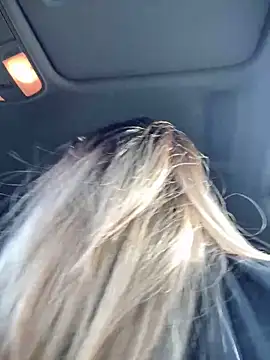 HotXMom online show from September 18, 2025, 5:54 am