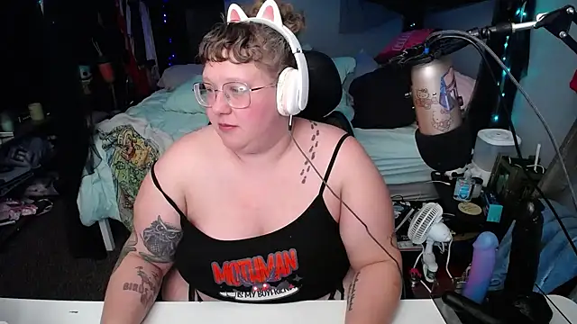 FatVeronica online show from January 18, 2025, 6:45 am