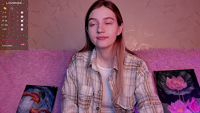 Ksuhesa online show from March 17, 2025, 1:39 pm