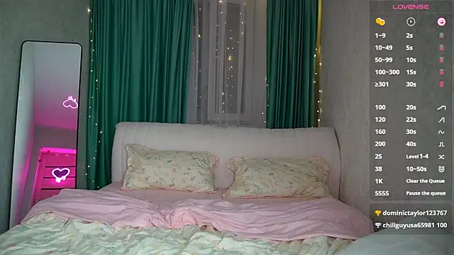 soffy  kisss online show from March 15, 2025, 8:32 pm