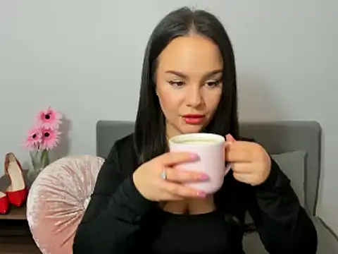 KendalNew online show from March 14, 2025, 5:24 pm