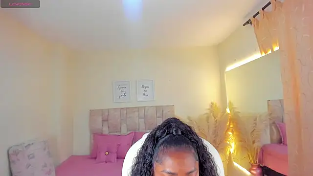 Ananya Kay01 online show from April 24, 2026, 1:02 pm