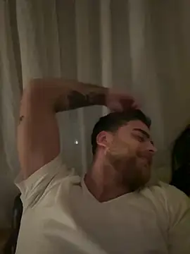 Snapshot of cubalibre02 chatting on March 27, 2026, 11:05 pm cubalibre02 online show from March 27, 2026, 11:05 pm