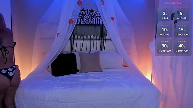 kristen kassi online show from October 25, 2025, 7:14 pm