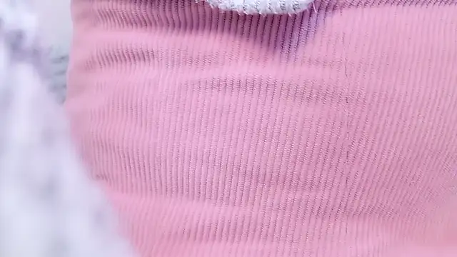 Snapshot of x--Miu--x chatting on March 26, 2026, 12:14 pm x--Miu--x online show from March 26, 2026, 12:14 pm