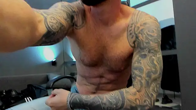 AronGrant online show from January 15, 2026, 11:46 am