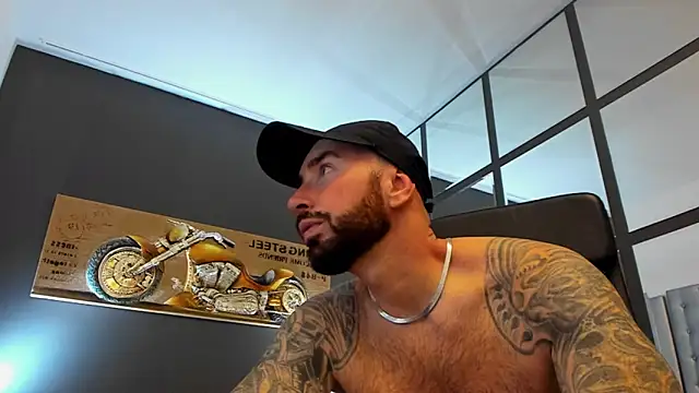 AronGrant online show from October 31, 2025, 10:45 am