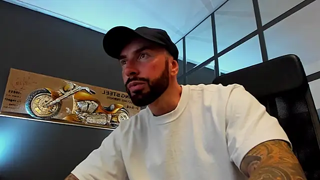 AronGrant online show from June 18, 2026, 9:14 am