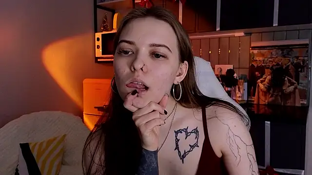 doll lol  online show from February 20, 2026, 5:26 pm