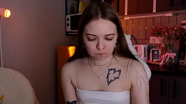 doll lol  online show from February 28, 2026, 5:34 pm