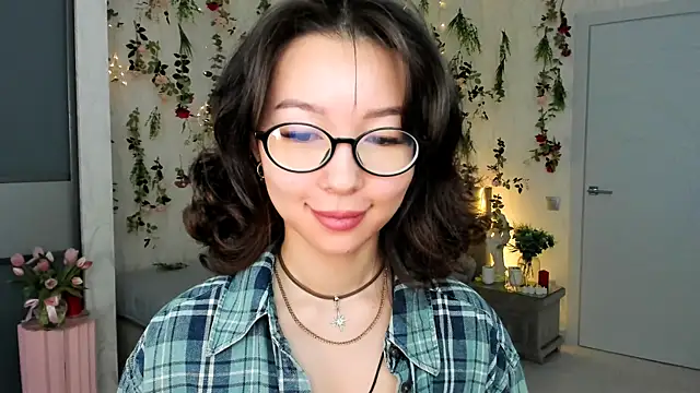 AgnieszkaBanana online show from April 23, 2026, 4:08 am
