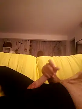 Snapshot of terisdfg chatting on March 18, 2025, 6:17 pm terisdfg online show from March 18, 2025, 6:17 pm