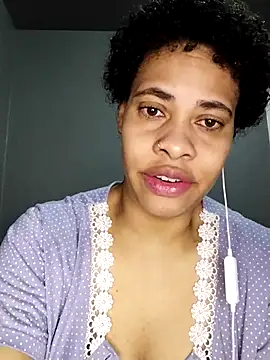 Su Duarte 1 online show from September 11, 2025, 1:05 am