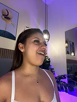 NicolleeEvanss online show from June 30, 2026, 11:32 am