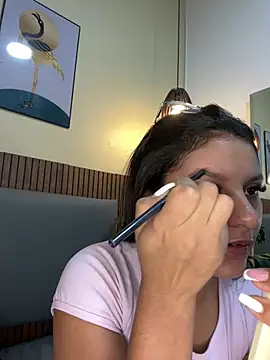 NicolleeEvanss online show from July 16, 2026, 10:34 am