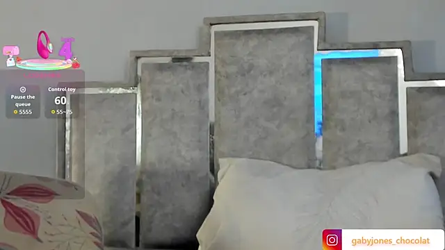 GabyyJones online show from September 19, 2025, 11:47 am