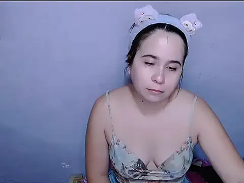 SubLayla01 online show from February 10, 2026, 5:34 pm