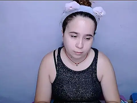 SubLayla01 online show from February 4, 2026, 6:03 pm