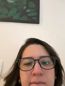 amooraaamoon online show from March 17, 2026, 1:03 pm