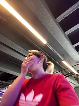 amooraaamoon online show from November 9, 2025, 2:54 pm