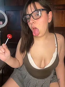 agoosvokk online show from September 13, 2025, 11:27 pm