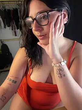 agoosvokk online show from March 3, 2026, 11:01 pm