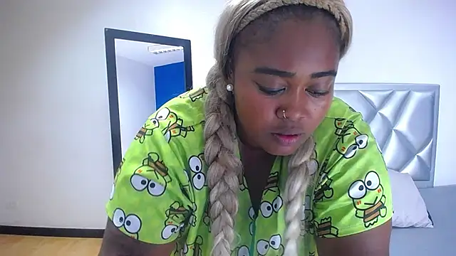 exotic karmella online show from November 7, 2025, 8:35 pm