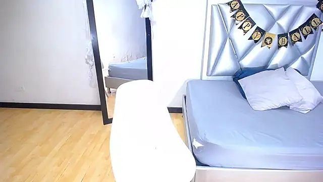 exotic karmella online show from October 22, 2025, 8:41 pm