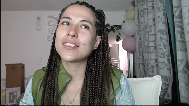 Hellen dumont online show from April 28, 2026, 1:15 am