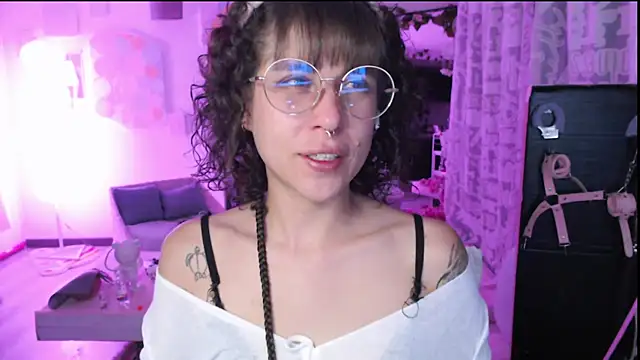 Hellen dumont online show from July 28, 2026, 1:24 am