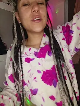 Hellen dumont online show from November 2, 2025, 2:27 am