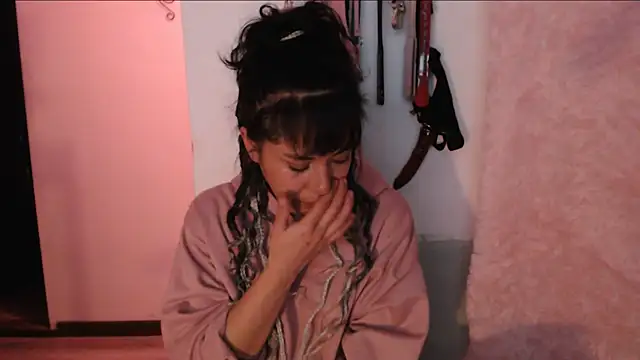 Hellen dumont online show from March 3, 2026, 3:24 am