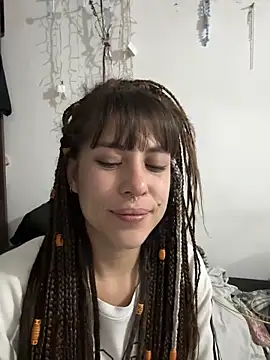 Hellen dumont online show from June 12, 2026, 3:37 am