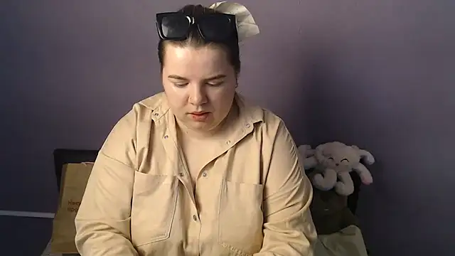 so shy online show from June 11, 2026, 7:05 am