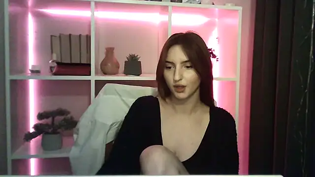 X Alisa online show from March 11, 2025, 7:14 pm