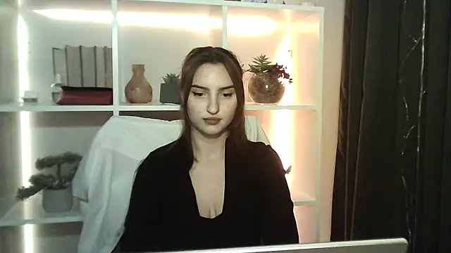 X Alisa online show from March 14, 2025, 7:23 pm