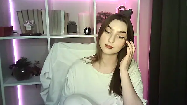 X Alisa online show from November 29, 2025, 7:47 pm