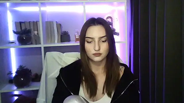 X Alisa online show from September 30, 2025, 7:09 pm