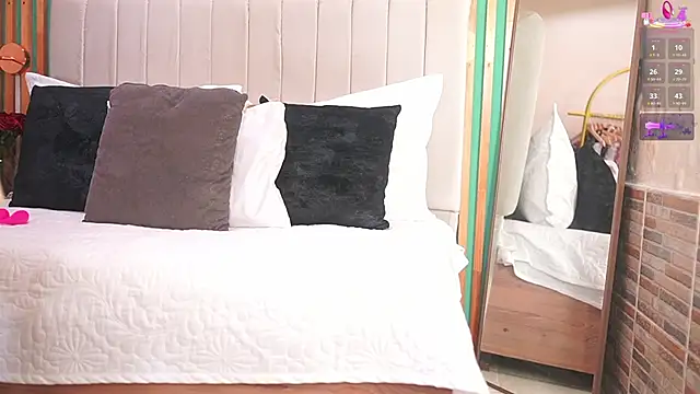 katlyn martins online show from October 13, 2025, 2:40 pm