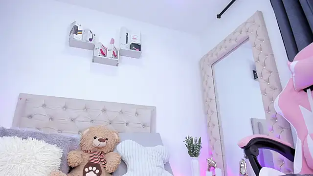 Snapshot of lorennahernandez01 chatting on February 8, 2026, 11:41 am lorennahernandez01 online show from February 8, 2026, 11:41 am