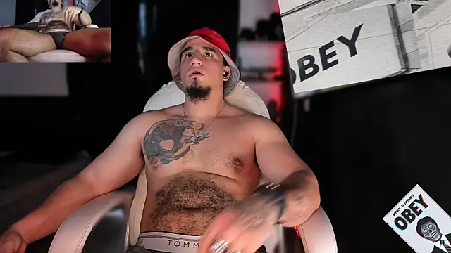 Snapshot of kingbear777 chatting on February 16, 2025, 3:04 am kingbear777 online show from February 16, 2025, 3:04 am