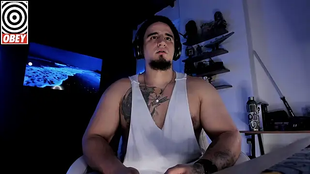 Snapshot of kingbear777 chatting on September 27, 2025, 9:26 am kingbear777 online show from September 27, 2025, 9:26 am