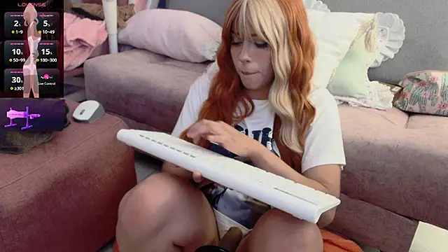 Ag4ta  online show from February 21, 2025, 2:06 am