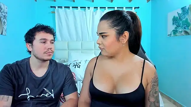 xxx sweet couple  online show from June 19, 2026, 10:47 pm