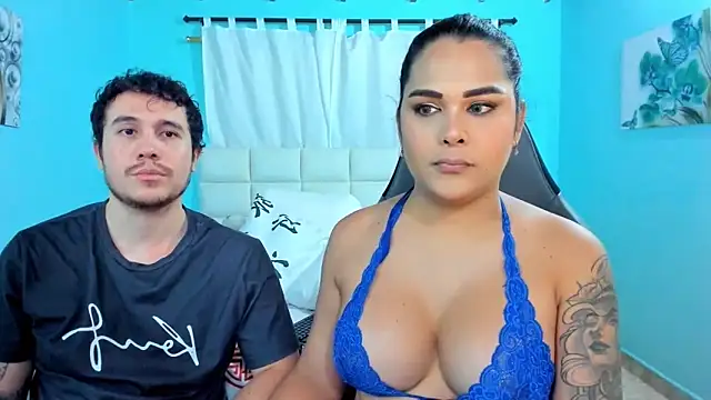 xxx sweet couple  online show from June 19, 2026, 1:22 am