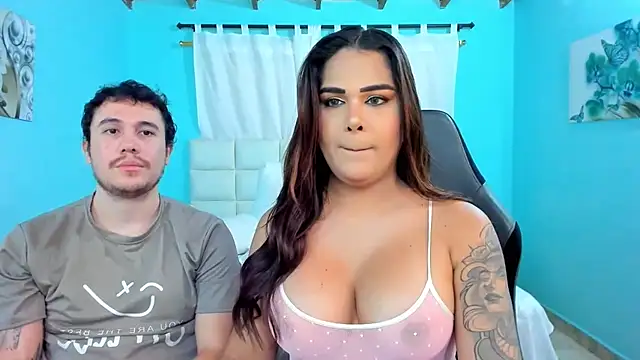 xxx sweet couple  online show from June 11, 2026, 9:23 pm