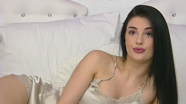 SophiaVilner online show from March 16, 2025, 7:27 pm